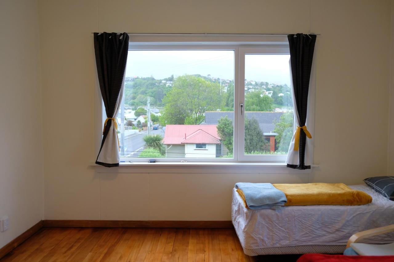 3 Spacious Bedrooms Dunedin Exterior photo